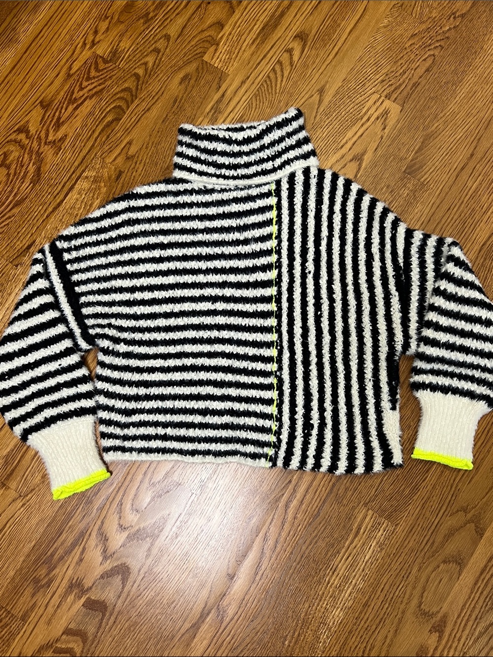 Anthropologie Pilcro Illusion Stripe Turtleneck Sweater - Medium - Picture 7 of 11